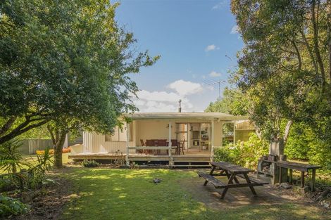 Photo of property in 26 Hardy Place, Cooks Beach, Whitianga, 3591