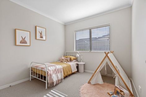 Photo of property in 123 Oriental Parade, Papamoa Beach, Papamoa, 3118