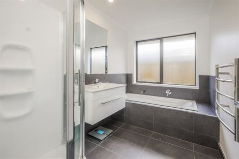 Photo of property in 5 Matawai Puna Drive, Pukekohe, 2120