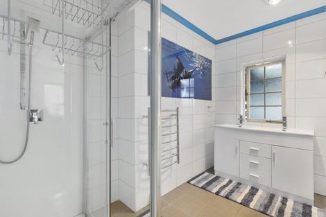 Photo of property in 1 Williams Place, Fairfield, Hamilton, 3214