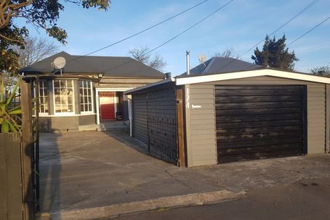 Photo of property in 174 Olliviers Road, Phillipstown, Christchurch, 8011