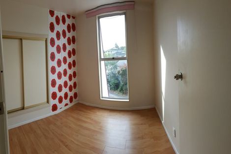 Photo of property in 28 Delaware Crescent, Russley, Christchurch, 8042