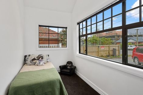 Photo of property in 36 Kahu Road, Fendalton, Christchurch, 8041