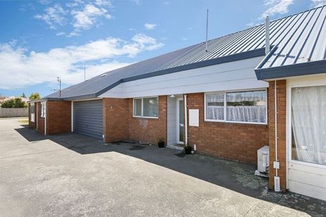 Photo of property in 2/94 Wainui Street, Riccarton, Christchurch, 8041