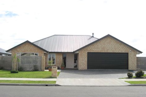 Photo of property in 27 Magnolia Boulevard, Kaiapoi, 7630