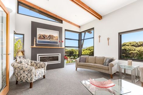 Photo of property in 3 Young Nicks Lane, Whitby, Porirua, 5024