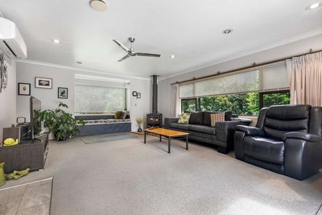 Photo of property in 7 Darlington Street, Ngatea, 3503