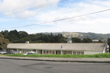 Photo of property in 93-99 Hampshire Street, Cannons Creek, Porirua, 5024