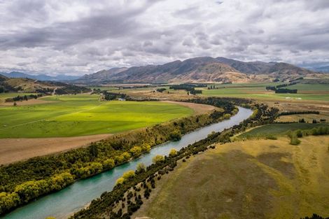 Photo of property in 411a Maori Point Road, Tarras, Cromwell, 9383