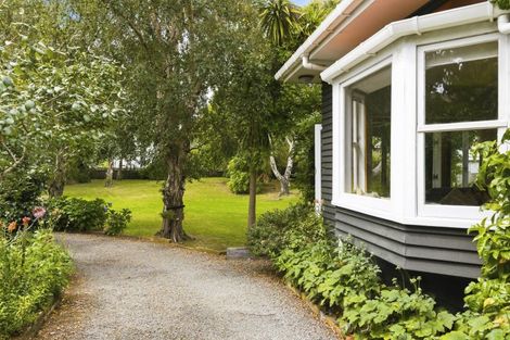 Photo of property in 3-5 Rewa Road, Raumati Beach, Paraparaumu, 5032