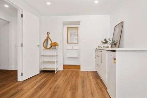 Photo of property in 91 Stanmore Bay Road, Stanmore Bay, Whangaparaoa, 0932