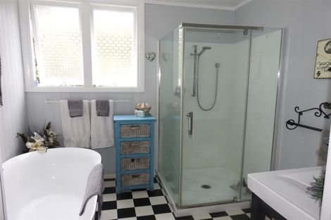 Photo of property in 1 Swan Street, Taihape, 4720