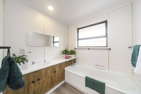 Photo of property in 26 Erin Street, Hokowhitu, Palmerston North, 4410