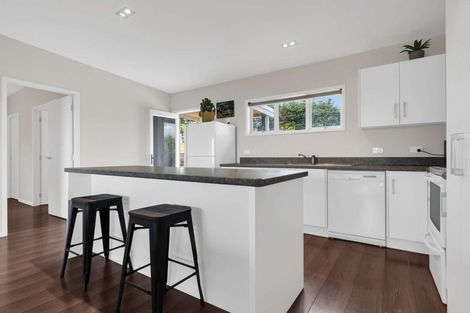 Photo of property in 37 Pekama Drive, Cable Bay, 0420