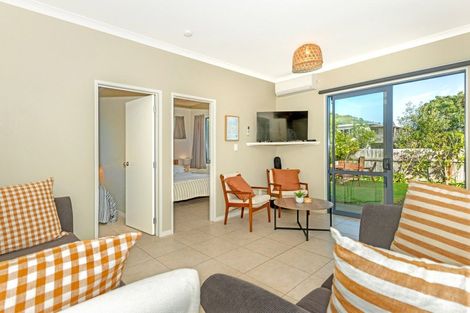 Photo of property in 13 Ratau Street, Mahia, 4198