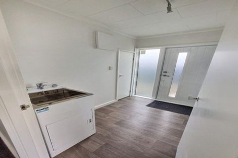 Photo of property in 5/7 Koromiko Street, New Lynn, Auckland, 0600