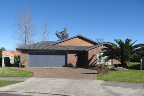 Photo of property in 25 Crannog Fen, Wattle Downs, Auckland, 2103