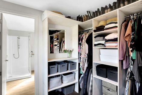 Photo of property in 71 Stratford Drive, Mount Pisa, Cromwell, 9383