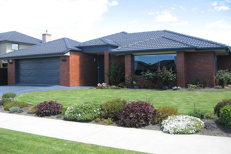 Photo of property in 6 Annaby Drive, Northwood, Christchurch, 8051