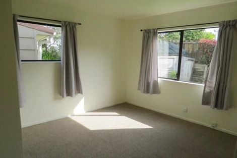 Photo of property in 36 Poplar Grove, Whalers Gate, New Plymouth, 4310