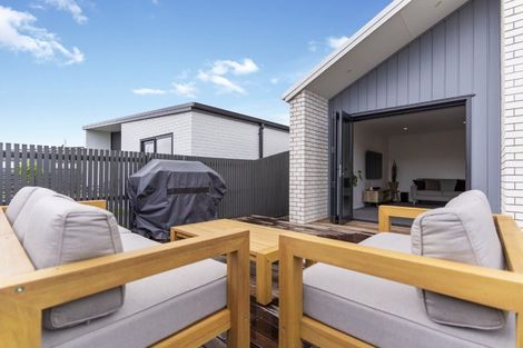 Photo of property in 5 Sierra Way, Ramarama, 2579