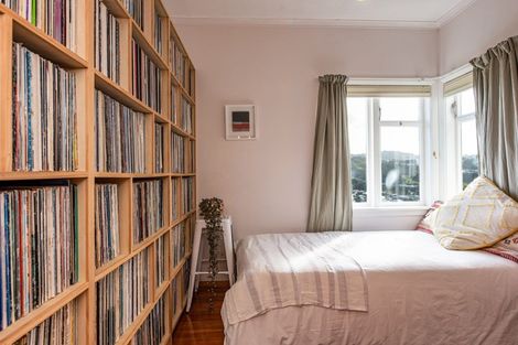 Photo of property in 27 Hudson Street, Island Bay, Wellington, 6023