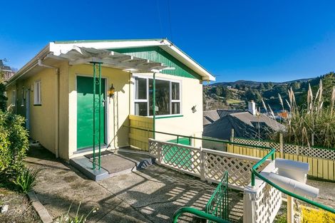 Photo of property in 32 Calder Avenue, North East Valley, Dunedin, 9010