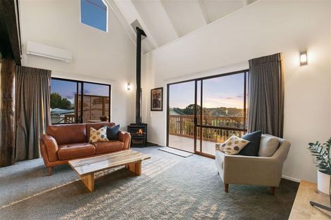 Photo of property in 1/7 Springfield Street, Forrest Hill, Auckland, 0620