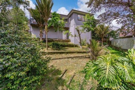 Photo of property in 2/16 Mistletoe Place, Browns Bay, Auckland, 0630