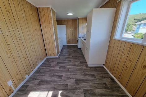 Photo of property in 80 Seddon Street, Naenae, Lower Hutt, 5011