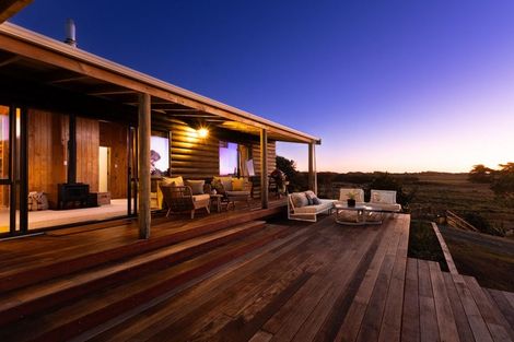 Photo of property in 245 Te Hapua Road, Te Horo, Otaki, 5581