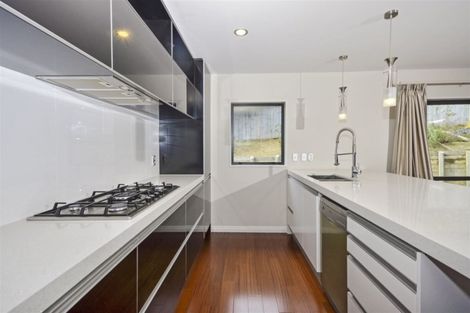 Photo of property in 99 Laurel Oak Drive, Schnapper Rock, Auckland, 0632