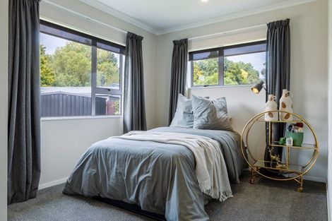 Photo of property in 37 Sheridan Crescent, Leamington, Cambridge, 3432