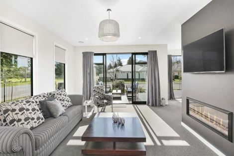 Photo of property in 292 West Belt, Rangiora, 7400