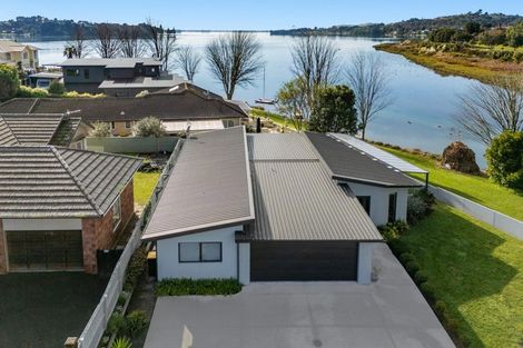 Photo of property in 205 Welcome Bay Road, Welcome Bay, Tauranga, 3112