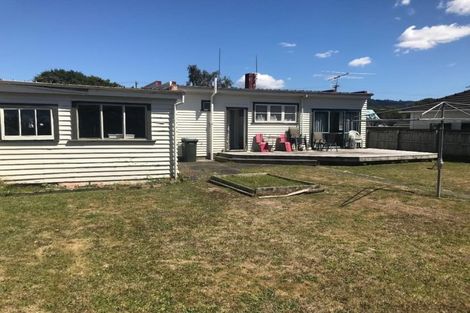 Photo of property in 3 Rimu Street, Wallaceville, Upper Hutt, 5018