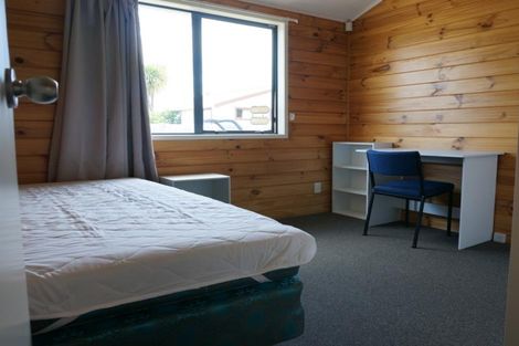 Photo of property in 42 Airfield Road, Takanini, 2112