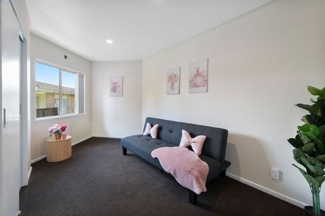 Photo of property in 25c Buscomb Avenue, Henderson, Auckland, 0610