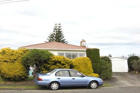 Photo of property in 7 Margaret Place, Merrilands, New Plymouth, 4312