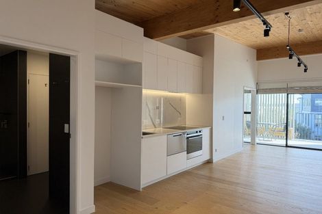 Photo of property in 10/165 Hobsonville Point Road, Hobsonville, Auckland, 0616
