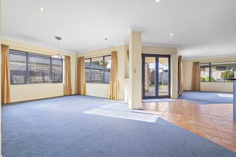 Photo of property in 8 Oldfield Court, Huntington, Hamilton, 3210