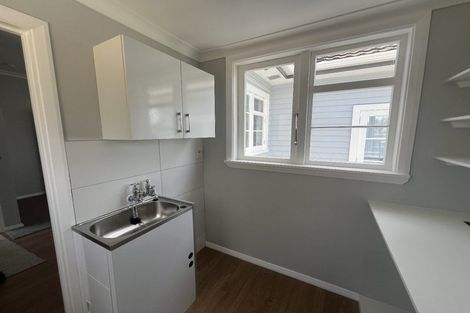 Photo of property in 30 Kings Drive, Levin, 5510