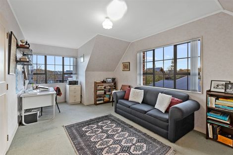 Photo of property in 42 Maygrove Drive, Orewa, 0931