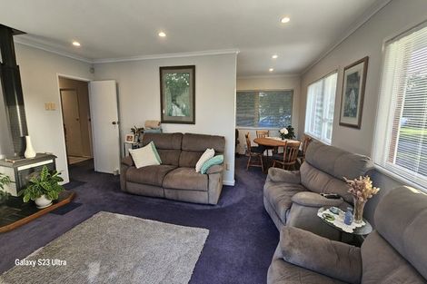 Photo of property in 11 Bellfield Road, Opaheke, Papakura, 2113