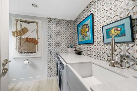 Photo of property in 103 Centennial Drive, Whitianga, 3510