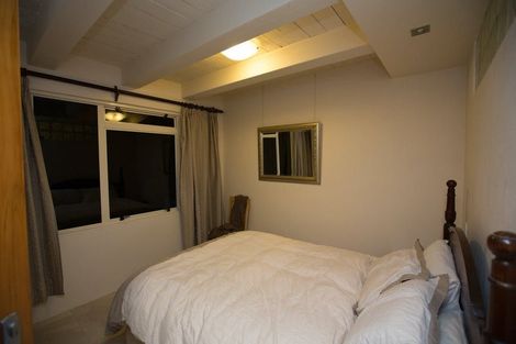 Photo of property in 38 Woolcombe Terrace, New Plymouth, 4310