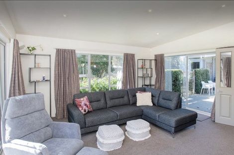 Photo of property in 4 Roger Street, Lytton West, Gisborne, 4010