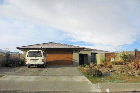 Photo of property in 15 Larch Crescent, Alexandra, 9320