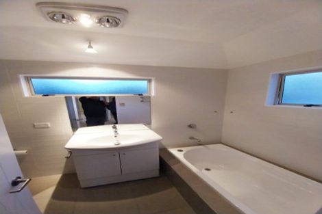 Photo of property in 57 Kittiwake Drive, Schnapper Rock, Auckland, 0632