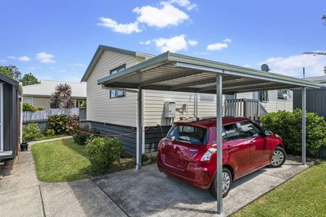Photo of property in 10a Brandon Road, Manly, Whangaparaoa, 0930